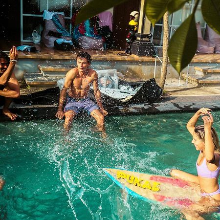 Lotide Surf Camp Uluwatu Hostel Exterior photo